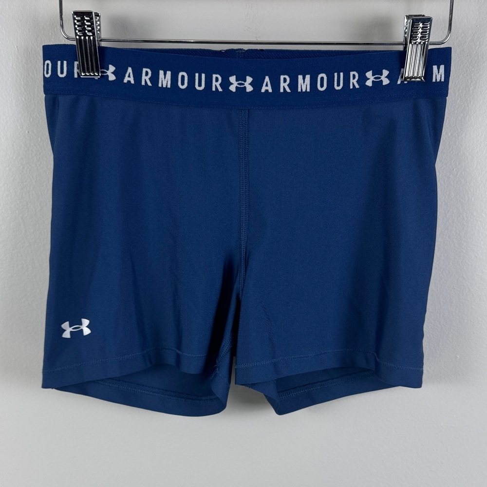 ✨3/$25✨ Under Armour Women's Navy Athletic Shorts - M